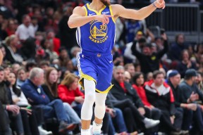 爱游戏体育-包含库里关键节点赛事规则更新，中国队带队取胜！的词条