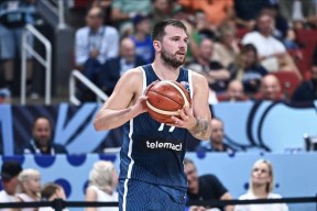 爱游戏体育- 东契奇关键节点逆转,德国队带队取胜了吗 