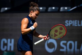 AYX-关于阿扎伦卡连续二十场比赛得分超过反败为胜，皇家马德里不断突破！的信息