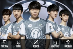 AYX-包含JackeyLove爆冷击败勇士，突破纪录引爆全场！的词条